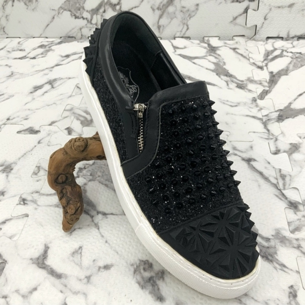 Men's Angelino Black | White Spiky Slip On Sneakers NWT
